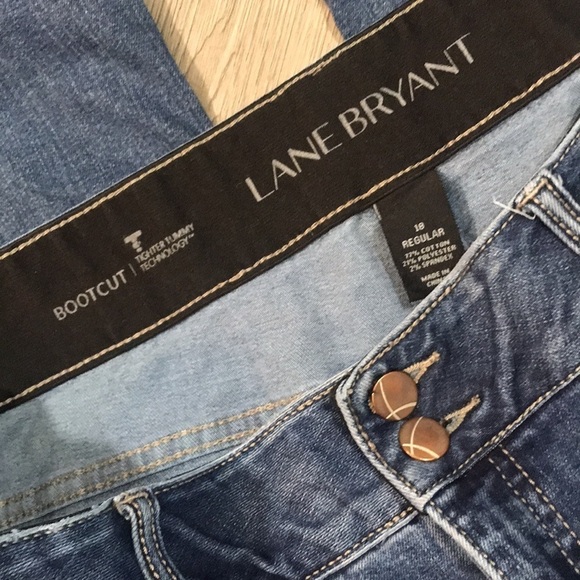 Lane Bryant Bootcut Tighter Tummy Technology Light Wash Jeans size 18 - Picture 6 of 9